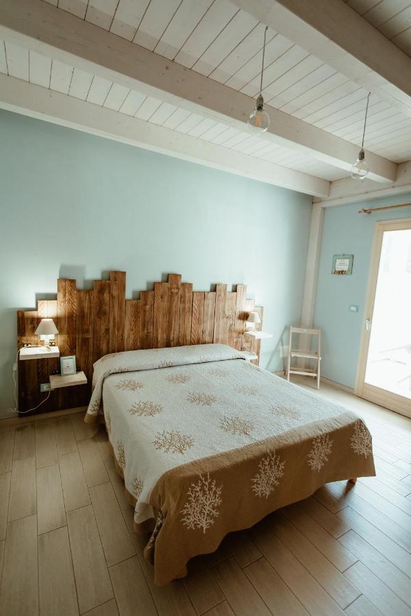 B&B Il Mare In Una Stanza Ortona Ngoại thất bức ảnh