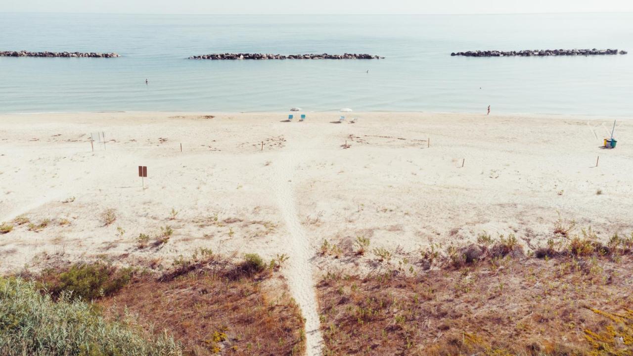 B&B Il Mare In Una Stanza Ortona Ngoại thất bức ảnh